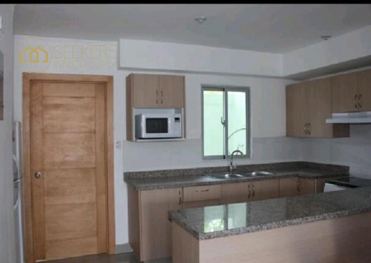 Vendo moderno  apartamento  en la Jacobo Majluta